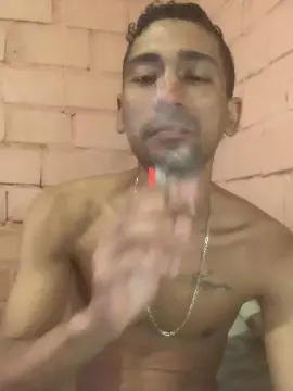 Cam4 Nude Webcam of brunootz