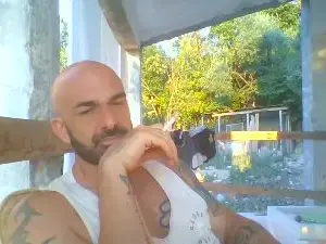 Cam4 Private Sex Chat of ilciuciu20