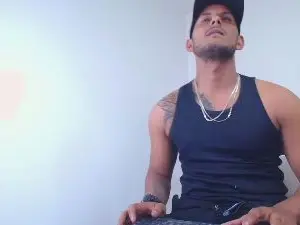 Cam4 Live Porn of Chris_Dick99