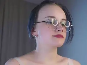 Cam4 Free Live Porn of AlyceLelacheur