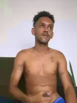 Cam4 Live Porn of Felipecavalao