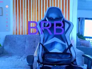 Cam4 Live Porn of estevanlouise