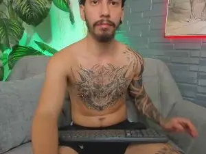 Cam4 Private Sex Chat of levi_wolf