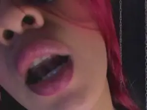 Cam4 Watch Live Sex Cams of charrlotte_quin