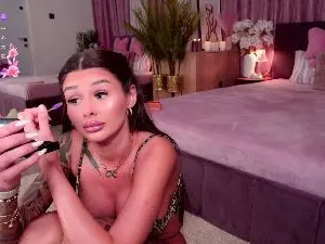 Cam4 Sex Cam of Emily_Hudsson
