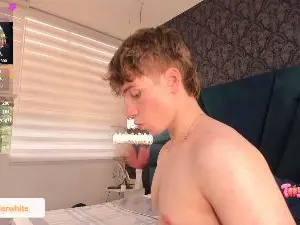 Cam4 Sex Chat of Tayler_White