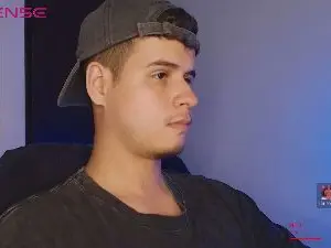 Cam4 Free Live Porn of matt_reinold1