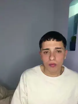 Cam4 Live Sex of Thomikaty98