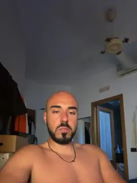 Cam4 Sex Chat of corrado94iclou3