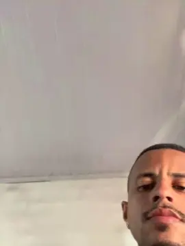 Cam4 Free Live Porn of Soaresluucas29