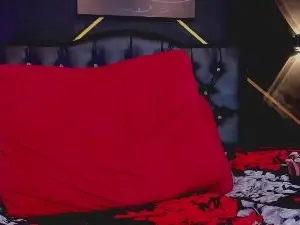 Cam4 Free Live Porn of eka_urda