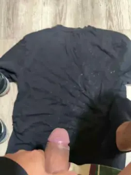 Cam4 Live Sex Cam of Skinsti