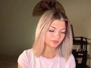 Cam4 Free Live Porn of ClarissaCiubal