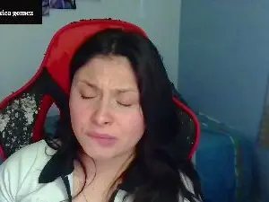Cam4 Live Porn of yessica_gomezz