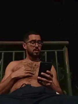 Cam4 Sex Chat of HShotsmilegyn