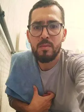 Cam4 Free Porn Cam of HShotsmilegyn