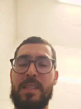 Cam4 Live Sex Cam of HShotsmilegyn