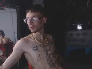 Cam4 Watch Live Sex Cams of RyanOwenss