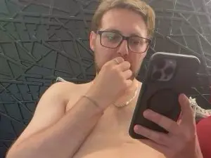 Cam4 Live Porn of NorthenGay28