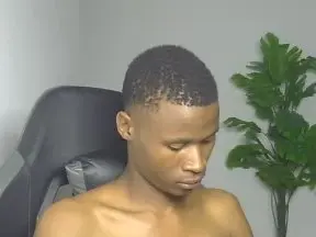 Cam4 Free Porn Cam of Sexyromeo_bbc