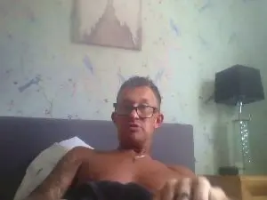Cam4 Nude Webcam of DADDYDICKLOVER