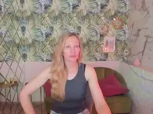Cam4 Live Sex of NancyGentle