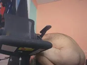 Cam4 Live Porn of Bearchub300