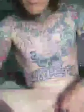 Cam4 Watch Live Sex Cams of tayboy91