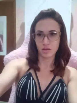 Cam4 Sex Cam of Irresistible34