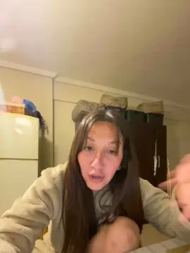 Cam4 Free Porn Cam of Queenyes