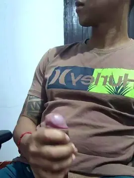 Cam4 Watch Live Sex Cams of VictorVondoom