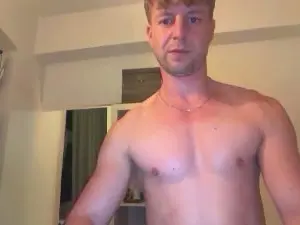 Cam4 Live Porn of Heikhoe69