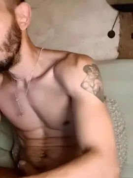 Cam4 Live Sex Cam of Araboy30
