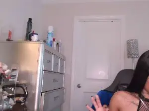 Cam4 Live Sex of Butterflybootyy
