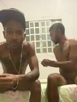 Cam4 Sex Cam of Fabiomineiroxxx