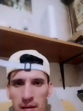 Cam4 Free Live Porn of adrian19921