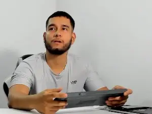 Cam4 Live Porn of ander_montoya
