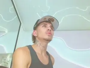 Cam4 Live Sex of DanntheStiff