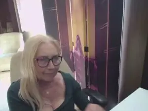 Cam4 Live Sex Cam of Sofia_xLOVE