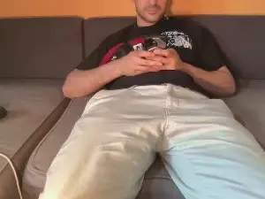 Cam4 Free Live Porn of ragazzoxxl