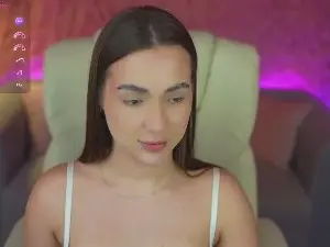 Cam4 Sex Cam of OliviaMore