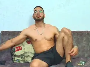 Cam4 Watch Live Sex Cams of thebadboys01
