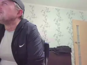 Cam4 Watch Live Sex Cams of vano822