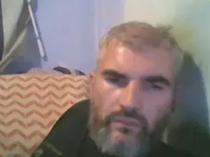 Cam4 Free Live Porn of mecsexy