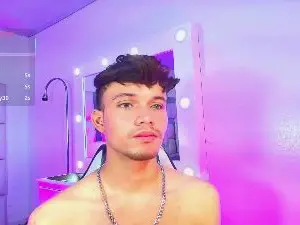 Cam4 Live Sex of alexgod_