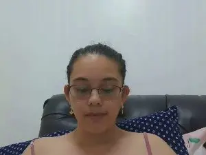 Cam4 Sex Chat of simplesyndyxx