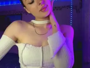 Cam4 Adult Webcam of MarloMackeen