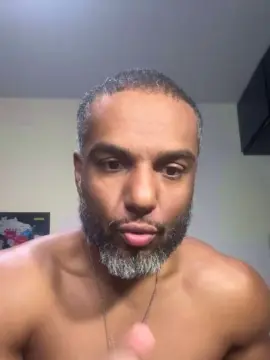 Cam4 Watch Live Sex Cams of Pretocariocahot