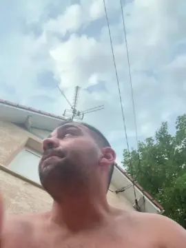 Cam4 Free Porn Cam of lhomme_sexy