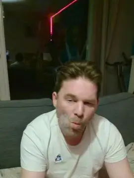 Cam4 Watch Live Sex Cams of tomsauwer